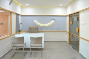 smile dental clinic @ gujarat, india by prarthit shah architects